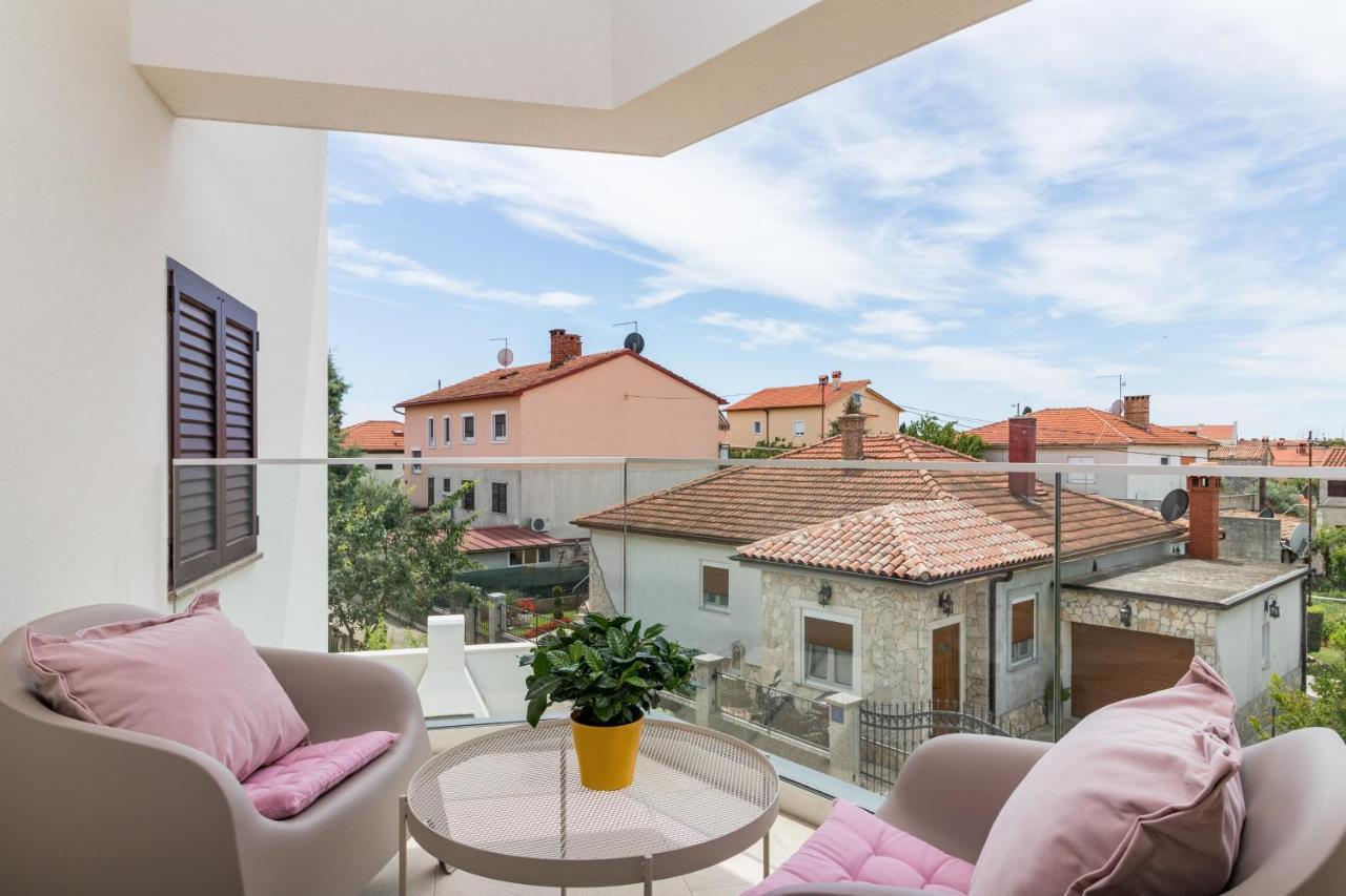 Villa Elena: Seaside Luxury with Whirlpool and Brijuni Islands View Fazana Exterior photo