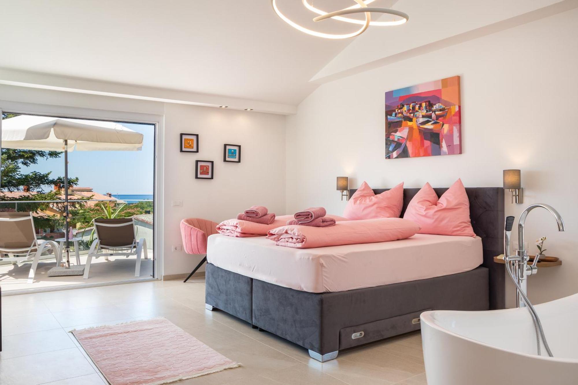 Villa Elena: Seaside Luxury with Whirlpool and Brijuni Islands View Fazana Exterior photo
